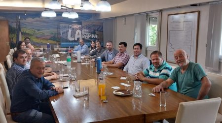 Cooperativas de La Pampa se reúnen con autoridades para abordar cuestiones tarifarias y de subsidios